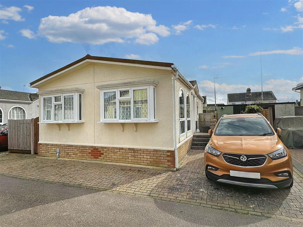 2 bedroom mobile home for sale in Bushel Lane, Soham, Ely, CB7 5BZ, CB7