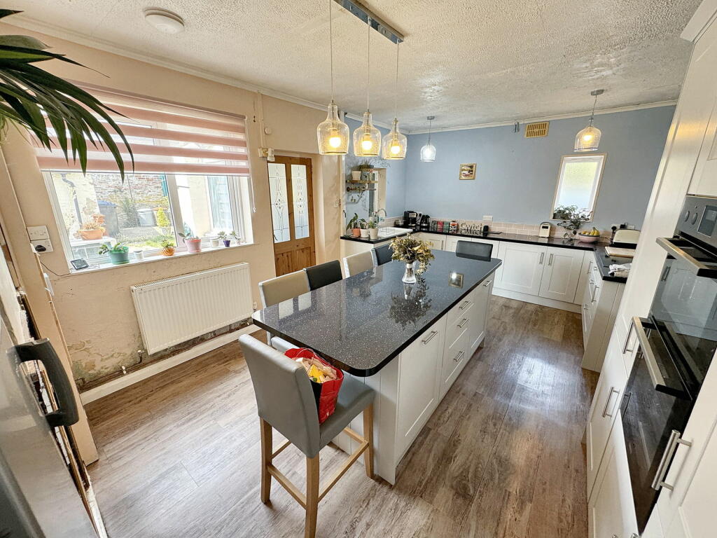 Additional property image - Station Road, Haddenham