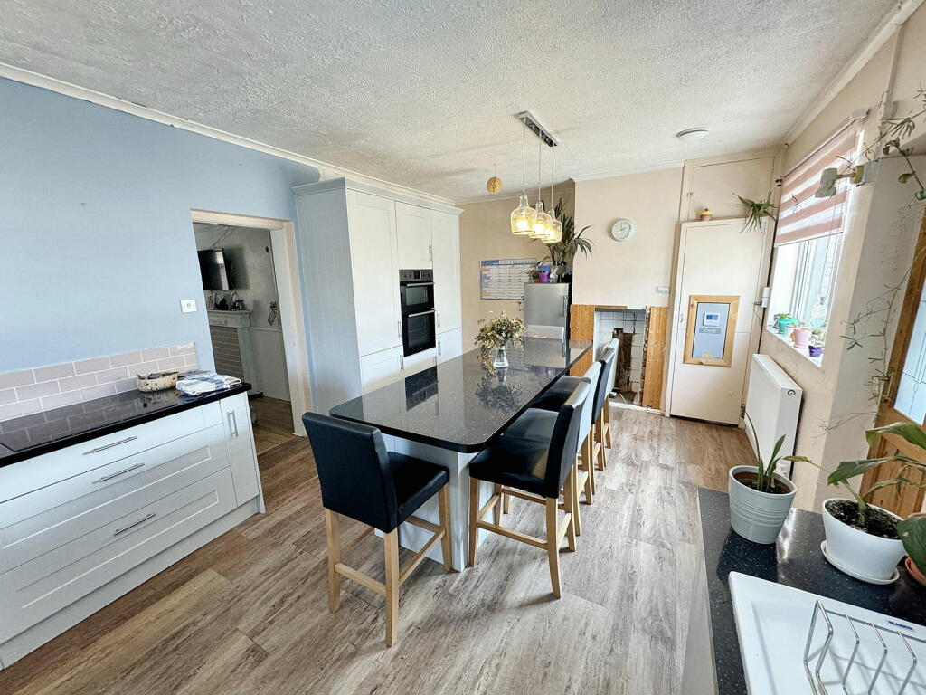 Additional property image - Station Road, Haddenham