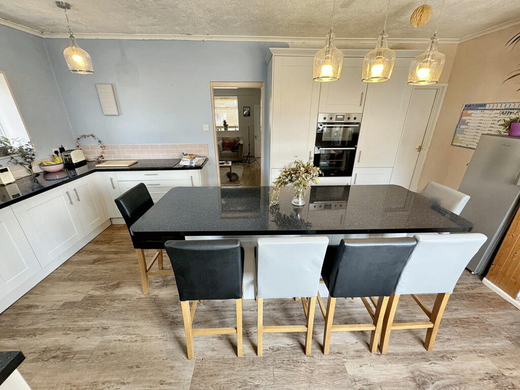 Additional property image - Station Road, Haddenham