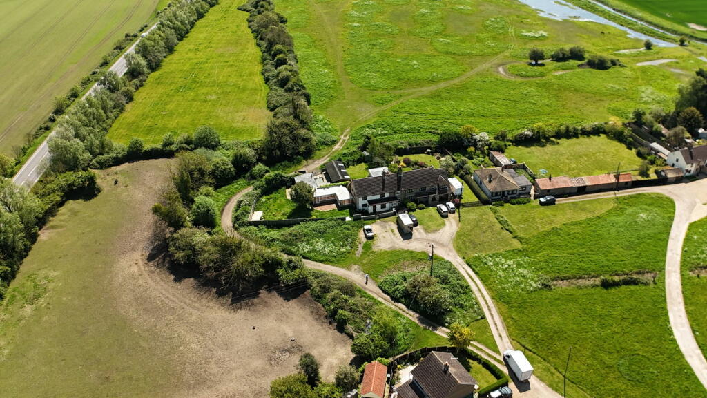 Additional property image - East Fen Common, Soham