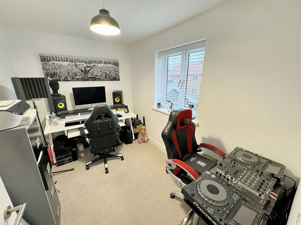 Additional property image - Maple Way, Fordham