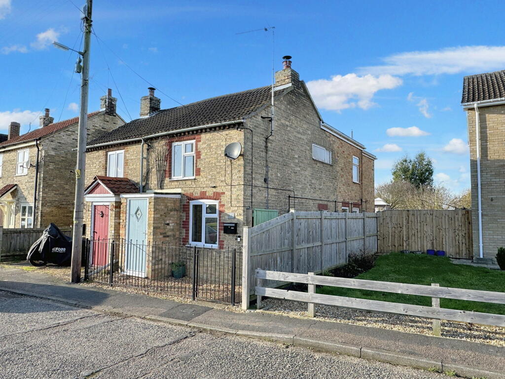 Additional property image - Bancroft Lane, Soham