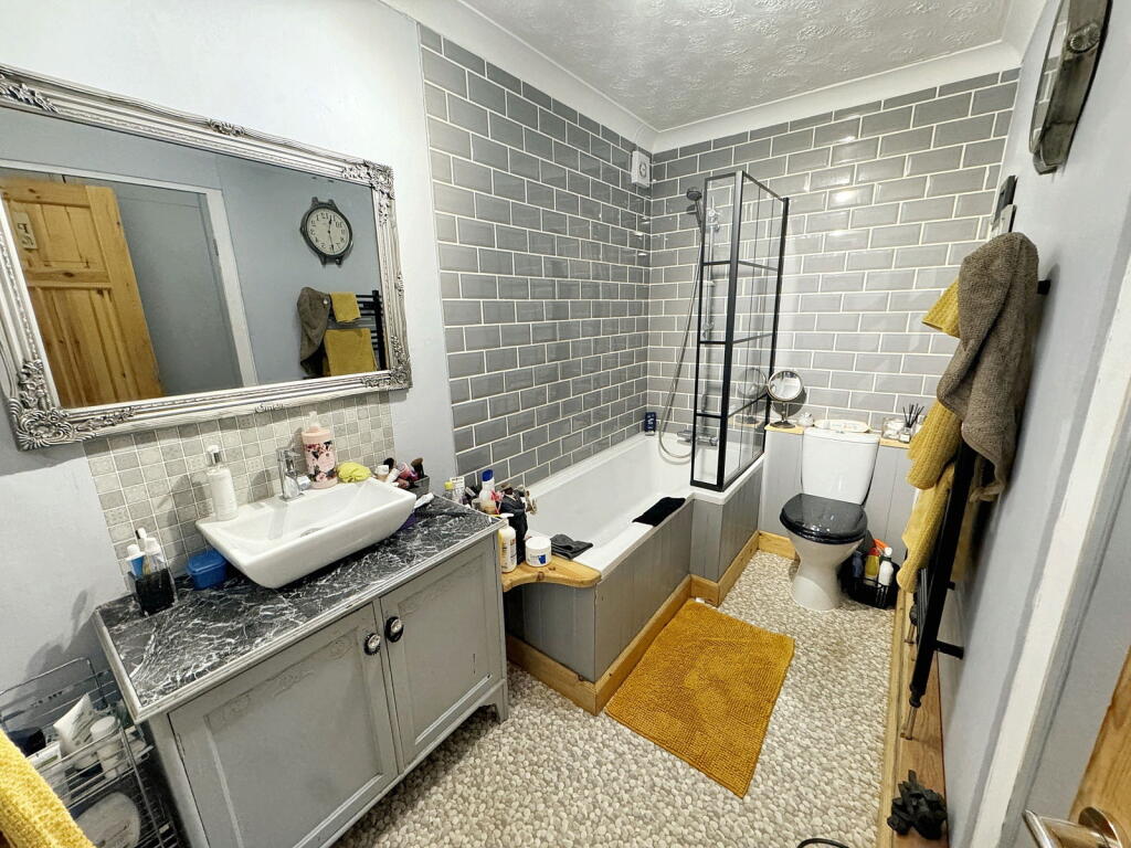 Additional property image - Prickwillow Road, Isleham