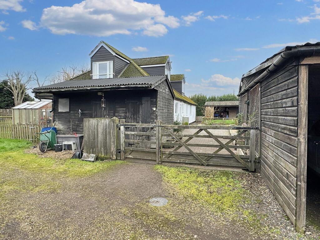 Additional property image - Prickwillow Road, Isleham