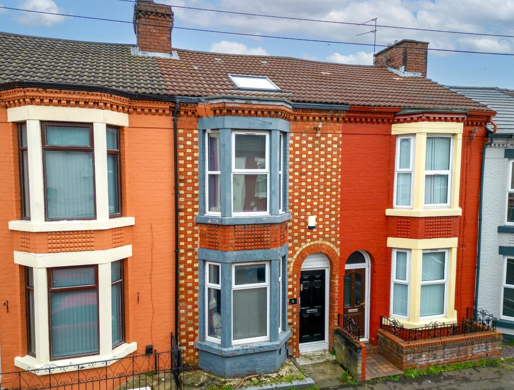 6 bedroom terraced house for sale in Cameron Street, Liverpool, L7