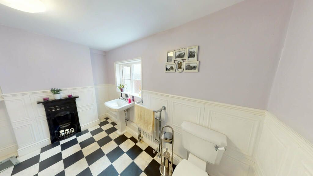 Additional property image - Ivy House, Wheelock Street, Middlewich, Cheshire, CW10