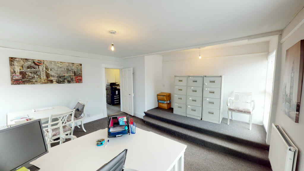 Additional property image - Ivy House, Wheelock Street, Middlewich, Cheshire, CW10