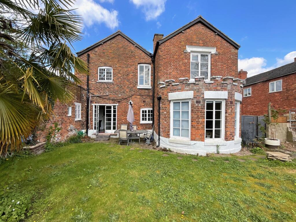 Additional property image - Ivy House, Wheelock Street, Middlewich, Cheshire, CW10