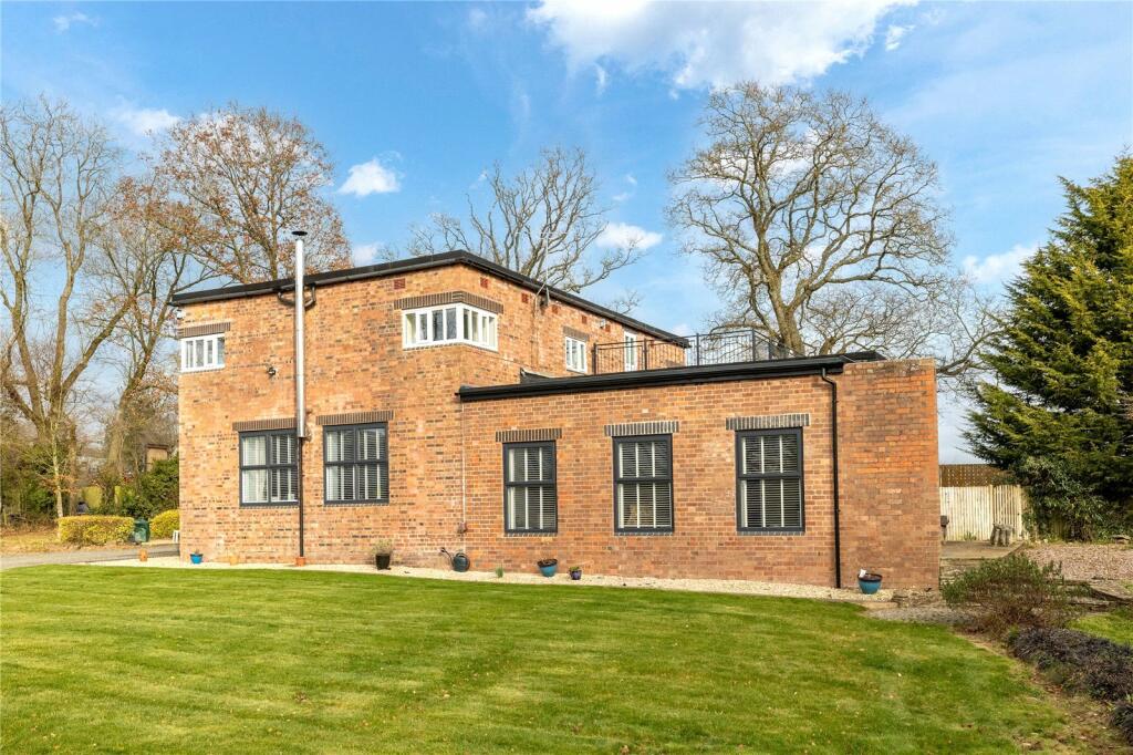 5 bedroom detached house for sale in Shobdon, Leominster, Herefordshire, HR6