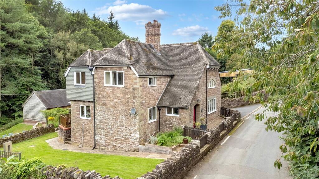 4 bedroom detached house for sale in Stoke St. Milborough, Ludlow