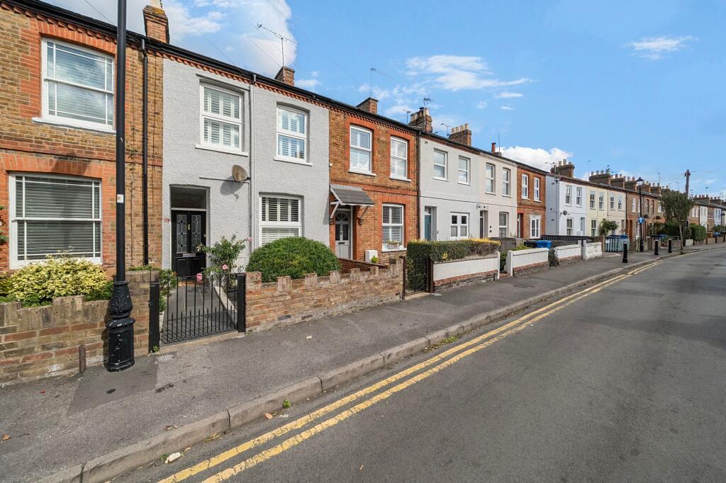 Main image of property: Oxford Road, Windsor, SL4