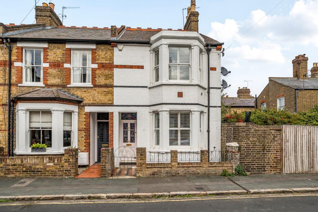 Main image of property: Temple Road, Windsor, SL4