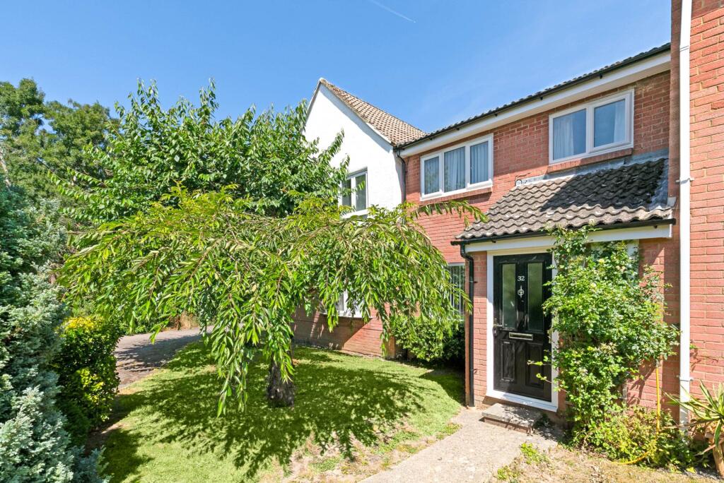 Main image of property: Linnet Walk, Wokingham