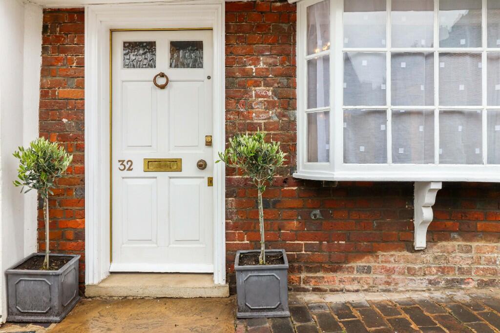 Additional property image - Fishpool Street, St. Albans, Hertfordshire, AL3