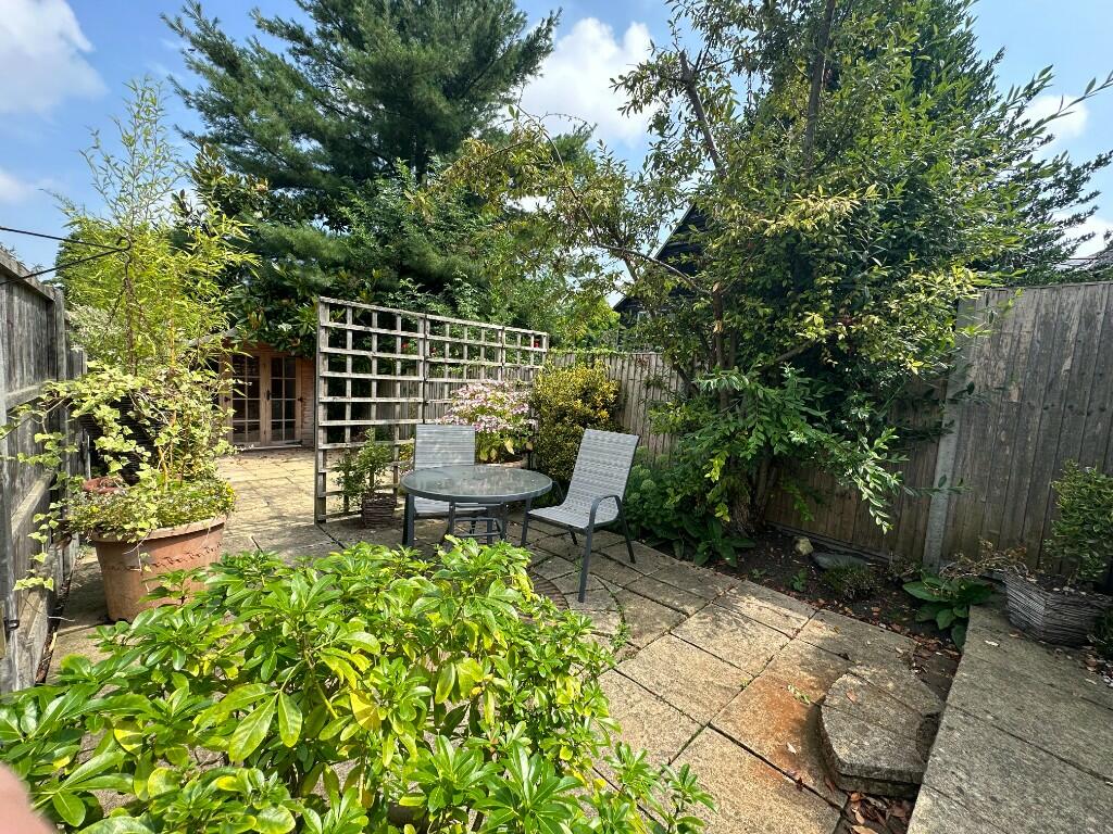 Additional property image - Fishpool Street, St. Albans, Hertfordshire, AL3