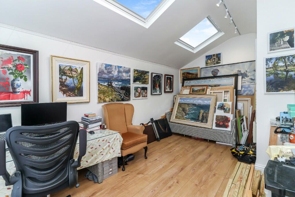 Additional property image - Kings Road, St. Albans, Hertfordshire, AL3
