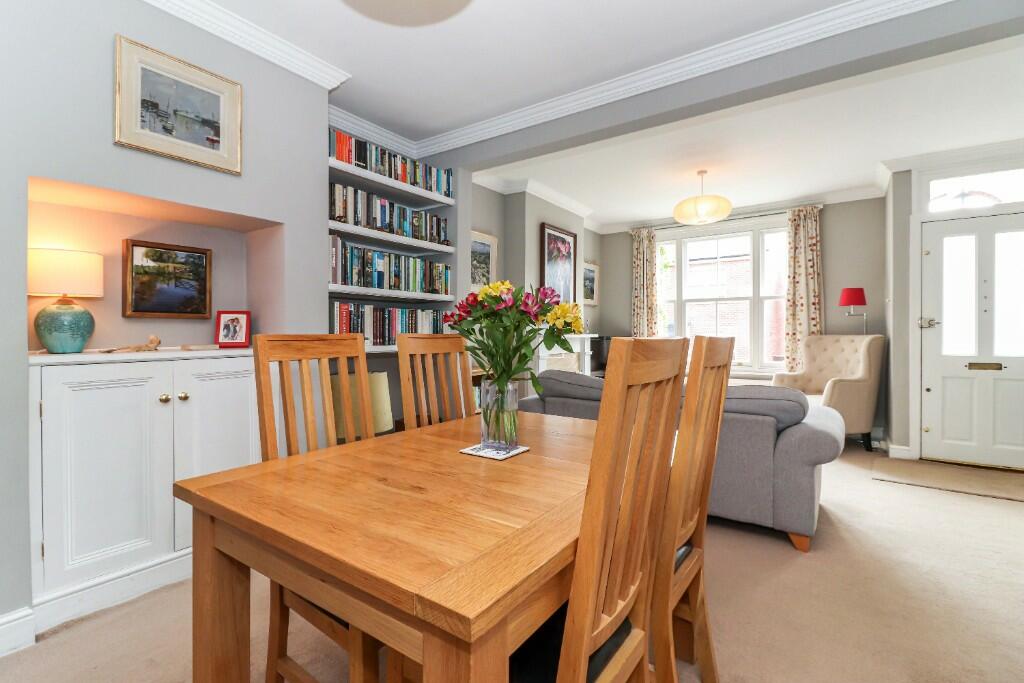 Additional property image - Kings Road, St. Albans, Hertfordshire, AL3