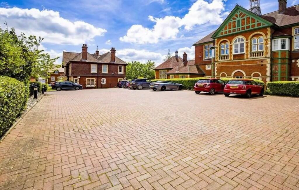 Additional property image - Goldsmith Way, St. Albans, Hertfordshire, AL3