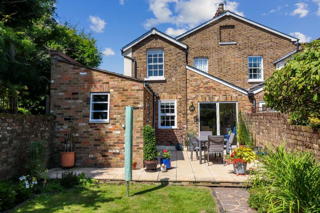 Additional property image - Hill Street, St. Albans, Hertfordshire, AL3