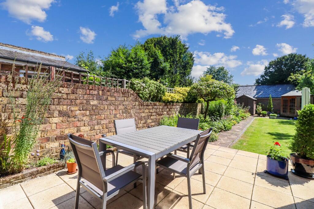 Additional property image - Hill Street, St. Albans, Hertfordshire, AL3