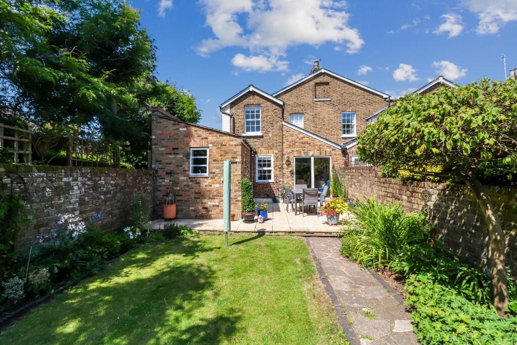 Additional property image - Hill Street, St. Albans, Hertfordshire, AL3