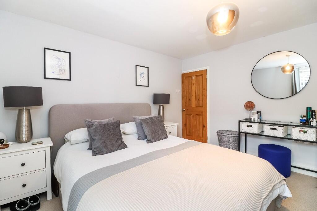 Additional property image - Bernard Street, St. Albans, Hertfordshire, AL3
