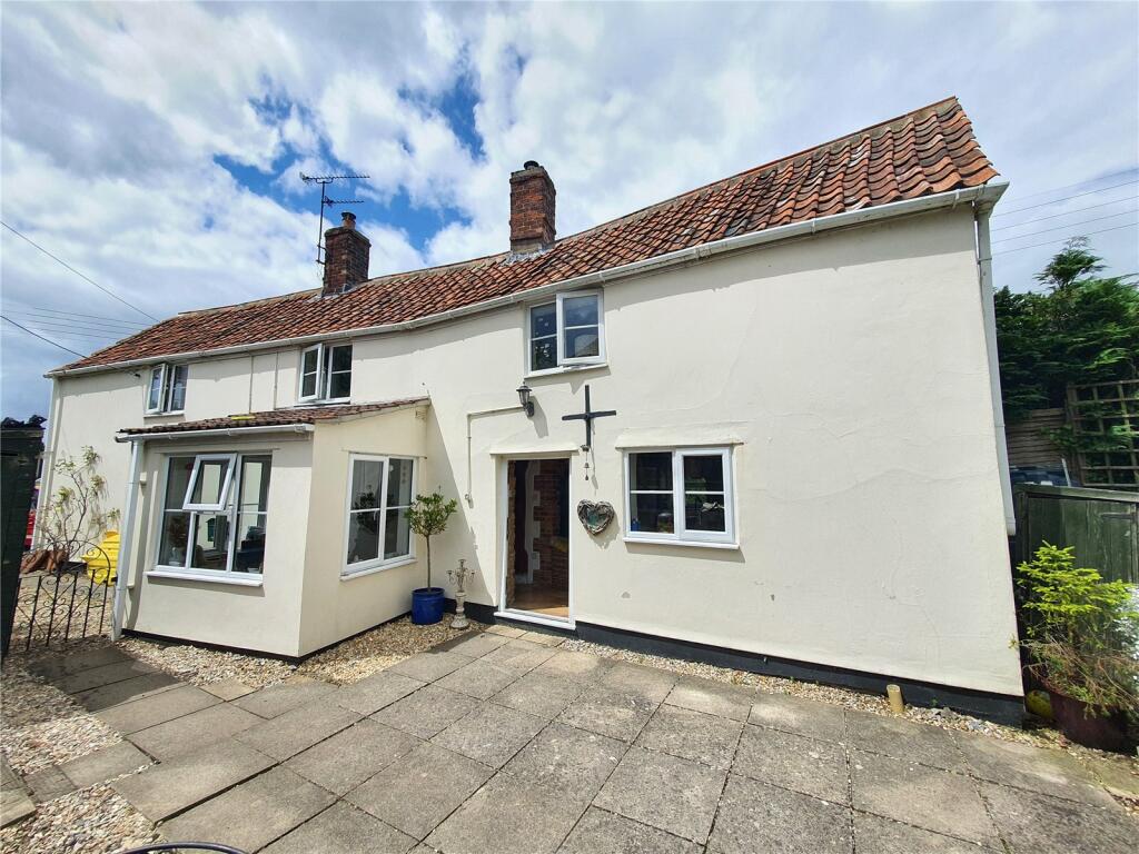 3 bedroom detached house for sale in Stembridge, Martock, TA12