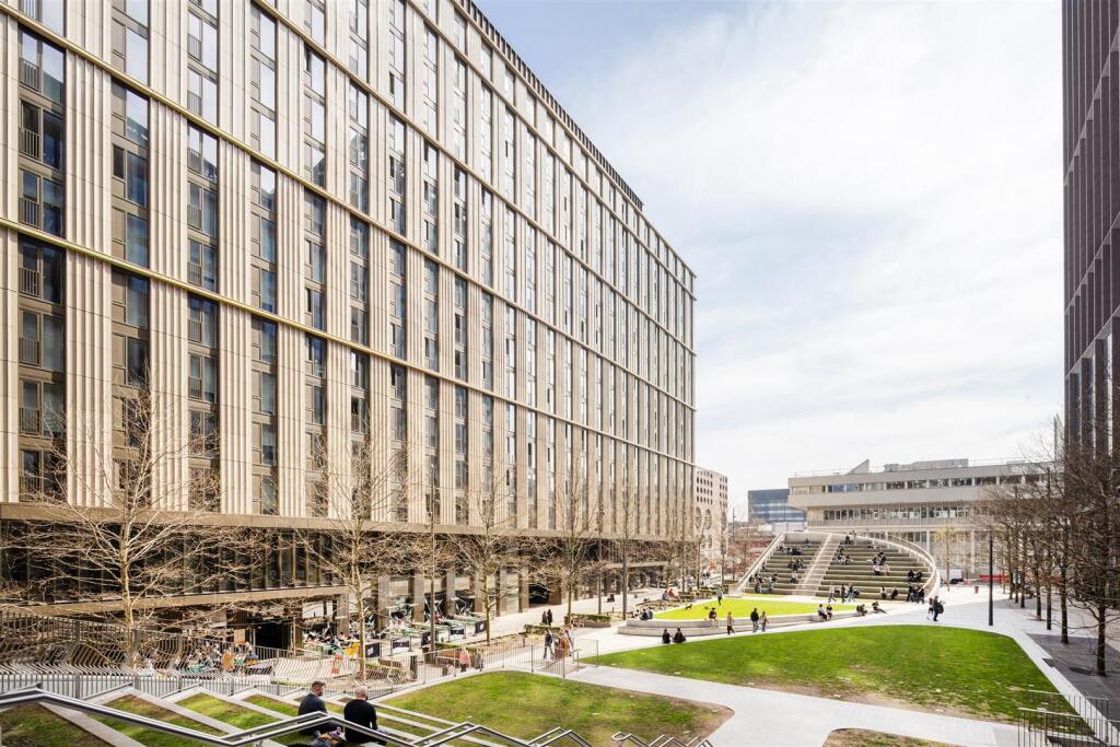 Main image of property: Circle Square, Nobel Way, Manchester