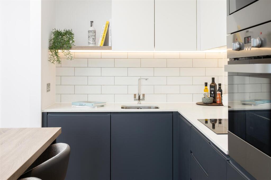 Main image of property: Circle Square, Nobel Way, Manchester, M1