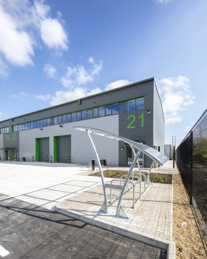Warehouse to lease in Bedrock Park, Ferndown Industrial Estate