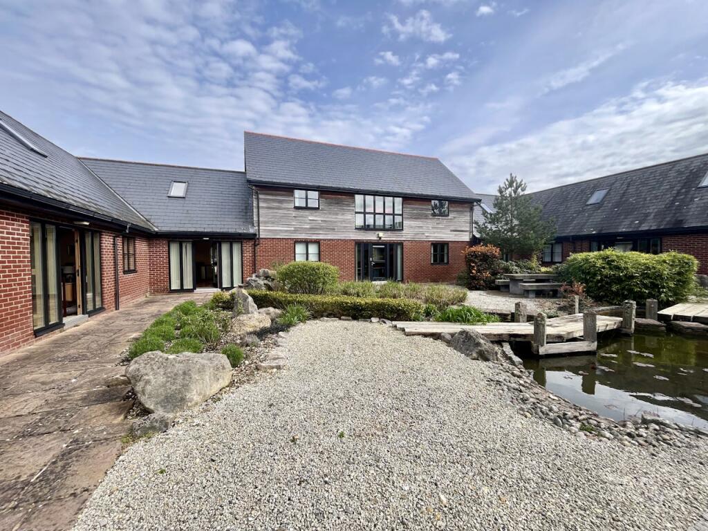 Office to lease in 14 Glasshouse Studios, Fryern Court Road