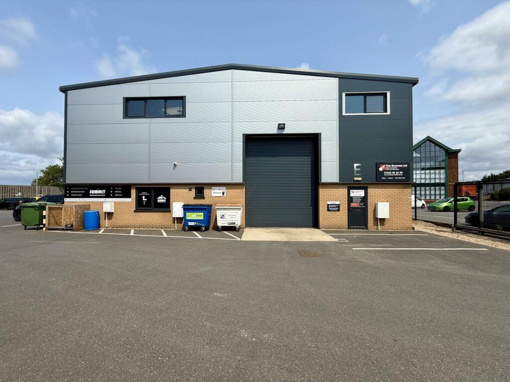 Main image of property: Unit 5E, Jaguar Point Business Park, Poole, BH12 4NQ
