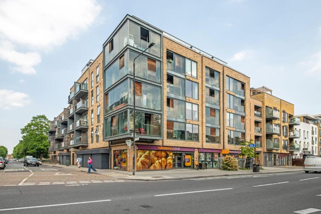 Main image of property: Queens Road, Peckham, London, SE15