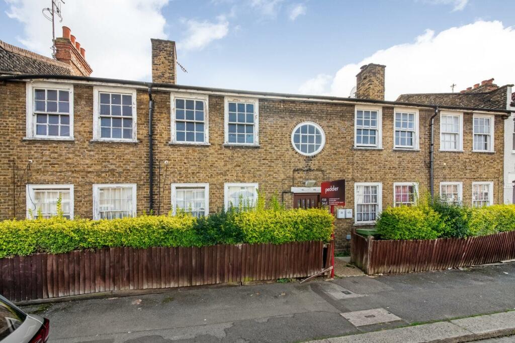 2 bedroom apartment for sale in Surrey Road, Peckham, London, SE15