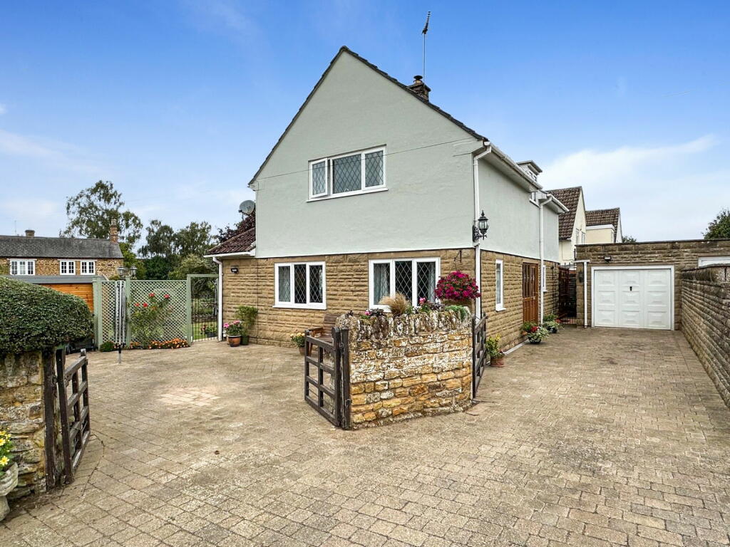 Main image of property: Wilby Road, Mears Ashby, NN6