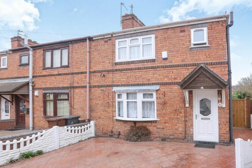 Main image of property: Chatwin Place, Bilston, WV14