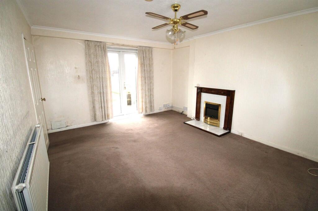 Additional property image - Pendre, Bridgend, Bridgend County. CF31 1PE