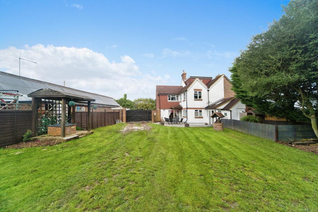 Additional property image - Lower Dicker, Hailsham, BN27