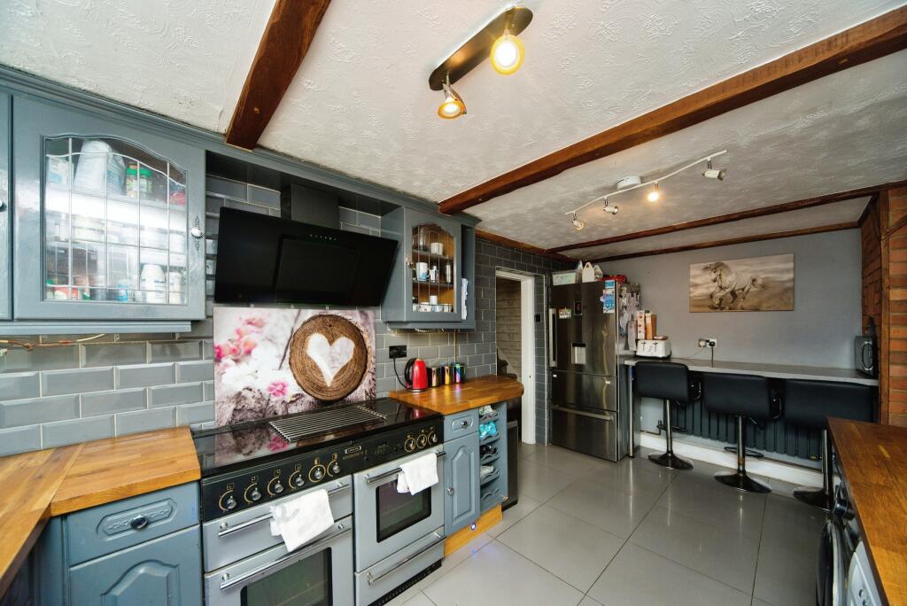 Additional property image - Lower Dicker, Hailsham, BN27