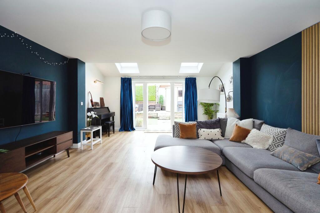 Additional property image - Fletcher Way, Henfield, BN5