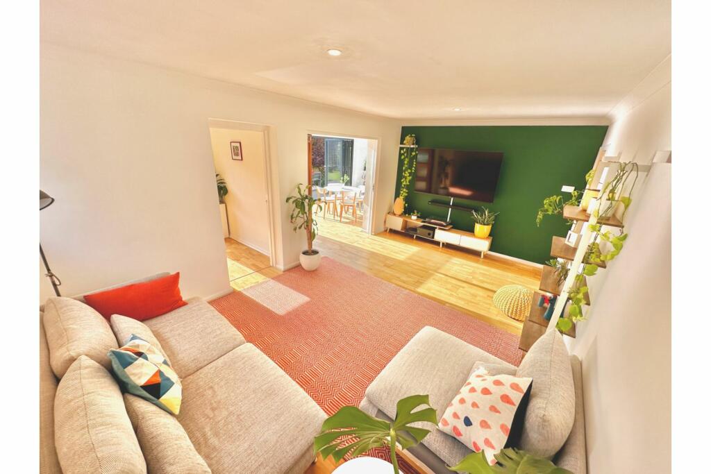 Additional property image - Hawthylands Drive, Hailsham, BN27