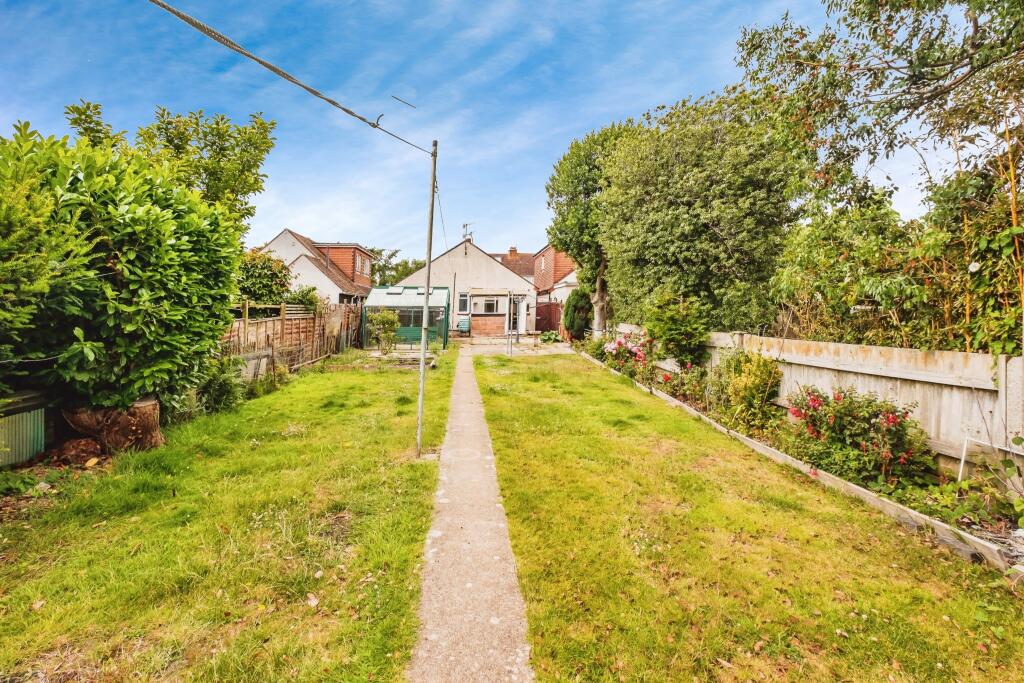 Additional property image - Colvill Avenue, Shoreham-by-sea, BN43