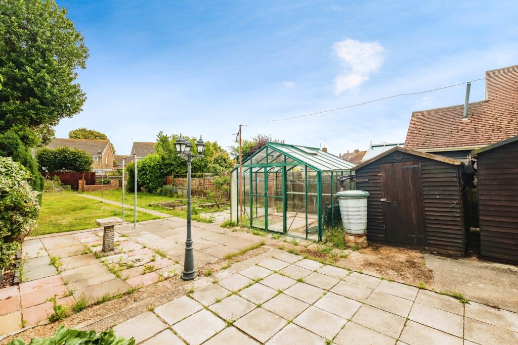 Additional property image - Colvill Avenue, Shoreham-by-sea, BN43