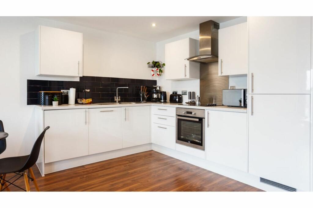 Additional property image - 83 Brighton Road, Shoreham-by-Sea, BN43