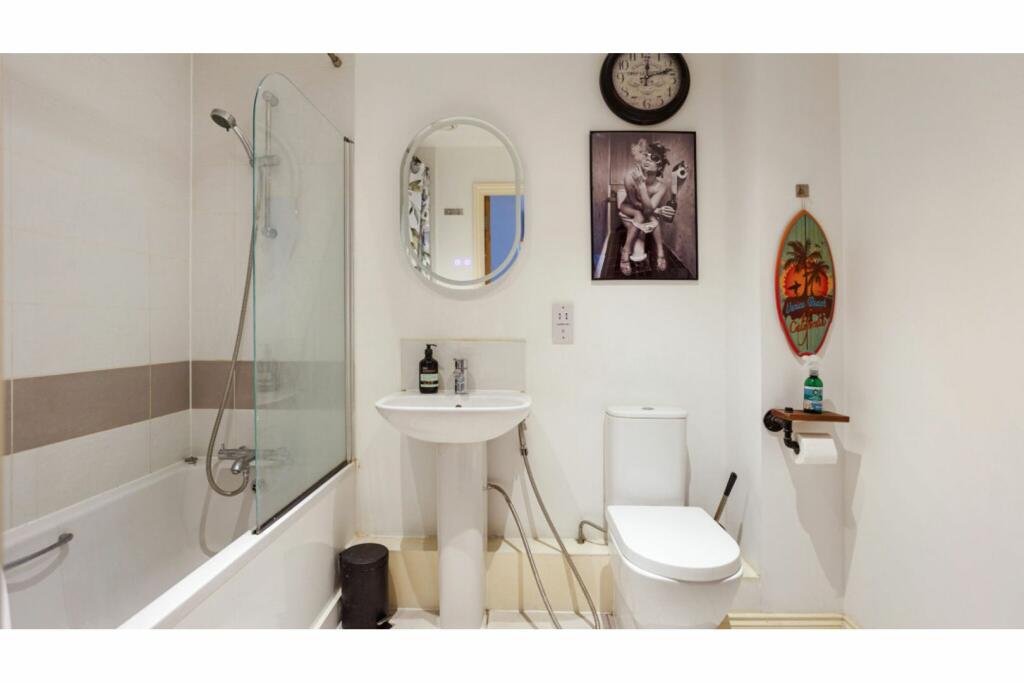 Additional property image - 83 Brighton Road, Shoreham-by-Sea, BN43