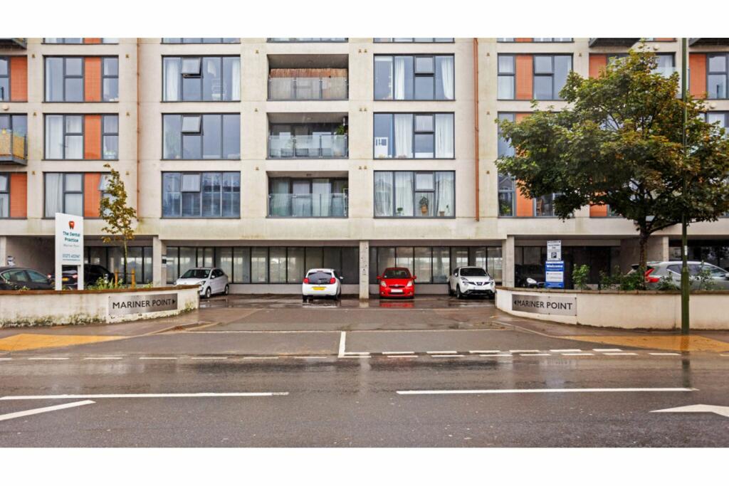 Additional property image - 83 Brighton Road, Shoreham-by-Sea, BN43