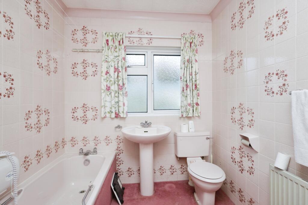Additional property image - Old Drive, Polegate, BN26