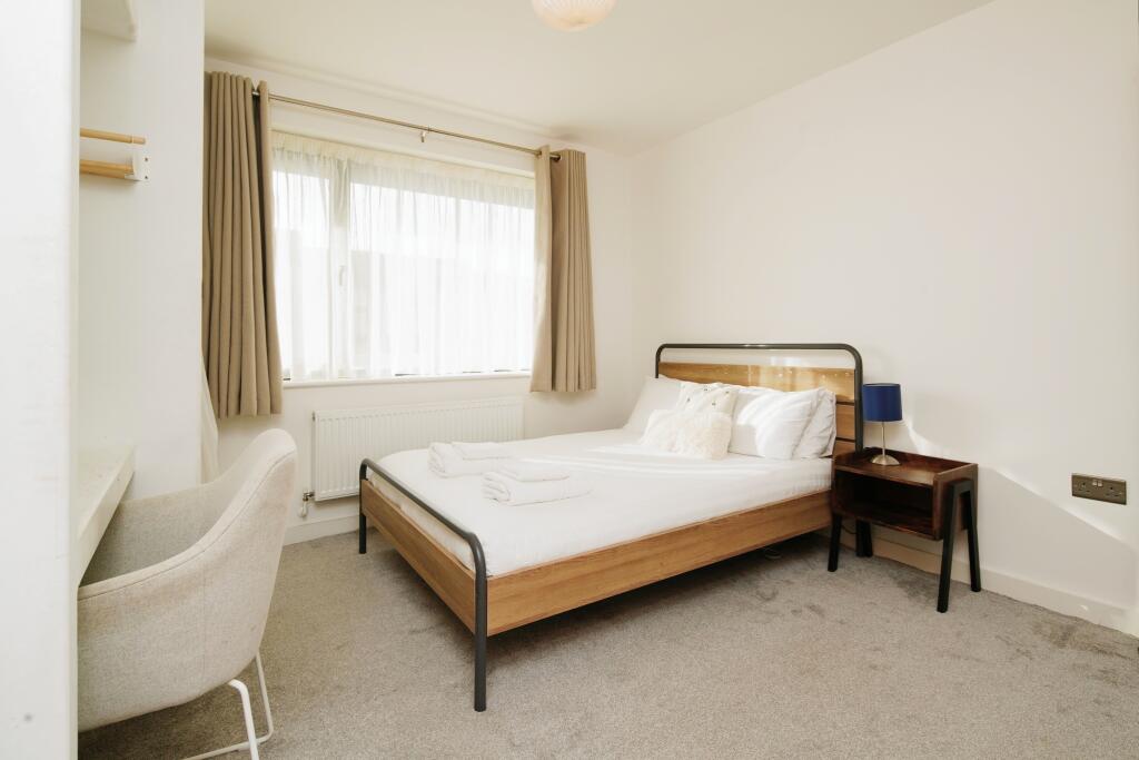 Additional property image - Cliff Road, Brighton, BN2