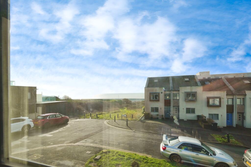 Additional property image - Cliff Road, Brighton, BN2
